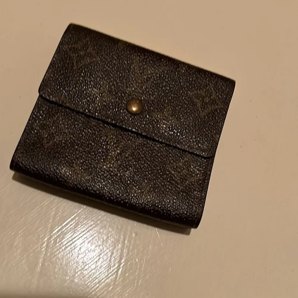Louis Vuitton Monogram Compact Trifold Wallet Classic Brown Tan LV Logo Pattern